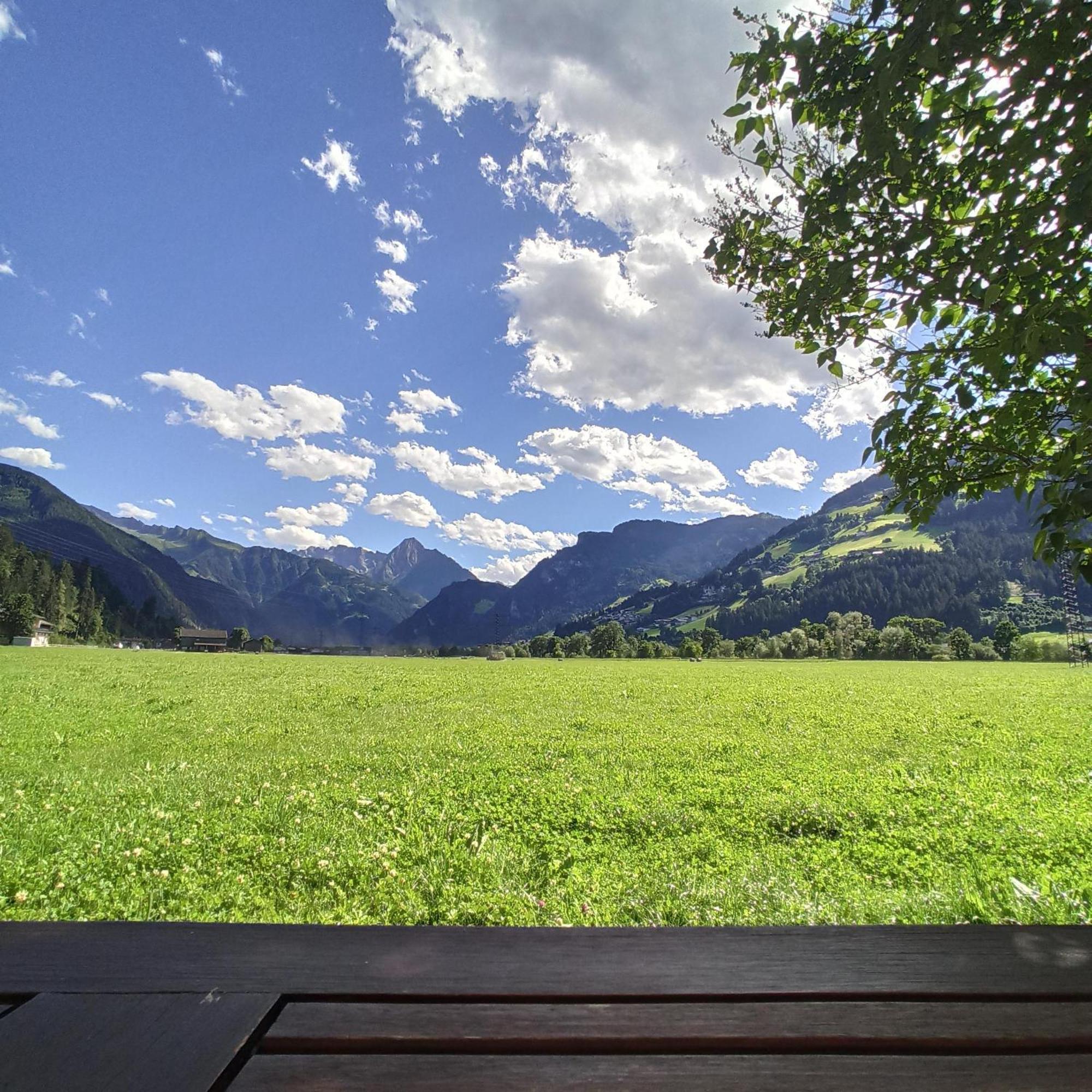 Ferienwohnung Zillertaler Alpenblick Zell am Ziller Exterior foto